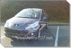 Обновленный Peugeot 207 попался фотографам