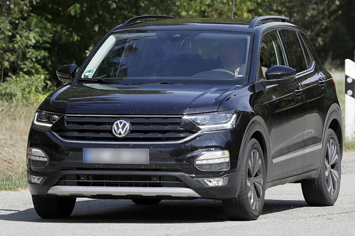 Volkswagen T-Cross представят в этом месяце