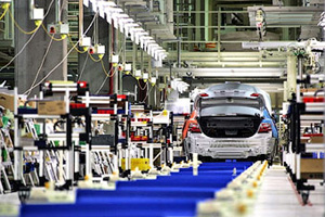 Nissan и Toyota возобновляют производство