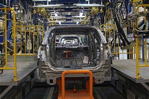 Завод GM под Санкт-Петербургом возобновил работу