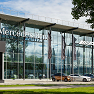 Откройте для себя воплощение автомобильного совершенства у дилера Mercedes-Benz в Санкт-Петербурге