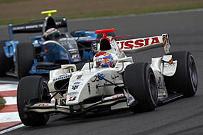 Виталий Петров пришел 10-м на четвертом этапе чемпионата GP2