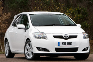 Toyota подтвердила выпуск гибридного Auris