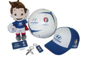 Компания «Хендэ Мотор СНГ» подготовила коллекцию сувениров к Чемпионату Европы по футболу 2016