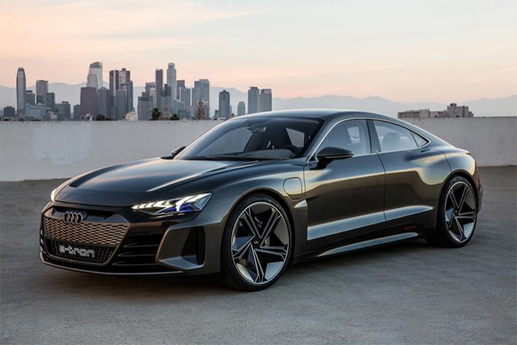 Audi e-tron GT встал на конвейер
