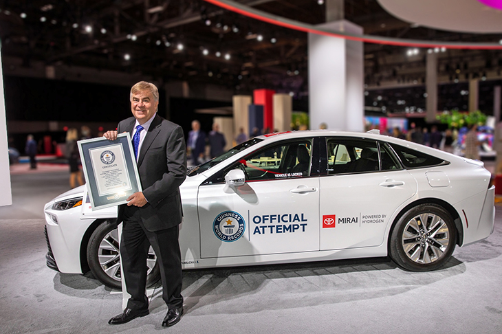 Toyota Mirai вновь отличился рекордом дальности хода