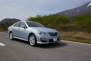 Toyota Crown Hybrid Special Edition