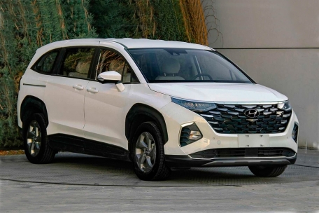 Рассекречен крупный минивэн Hyundai Custo