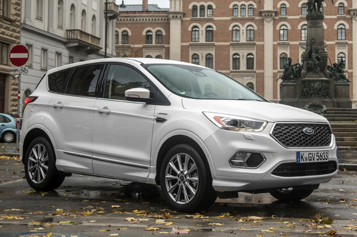Ford распродает легковые автомобили в России