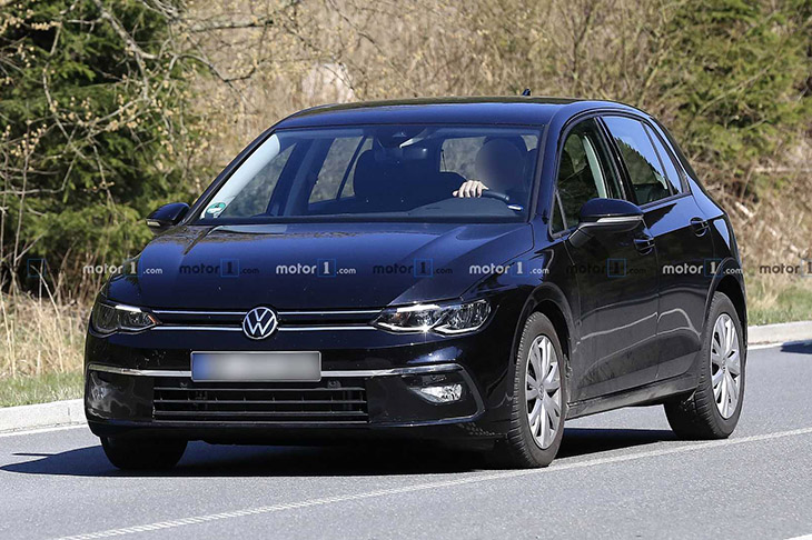Восьмой Volkswagen Golf представят в октябре