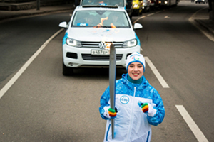 Volkswagen привез Паралимпийский огонь в Москву