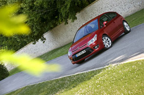 Citroen С4: скидка 90 000, кредит 9% и зимние колеса за 90 рублей