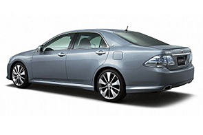 Toyota представило в Японии Crown Hybrid Special Edition