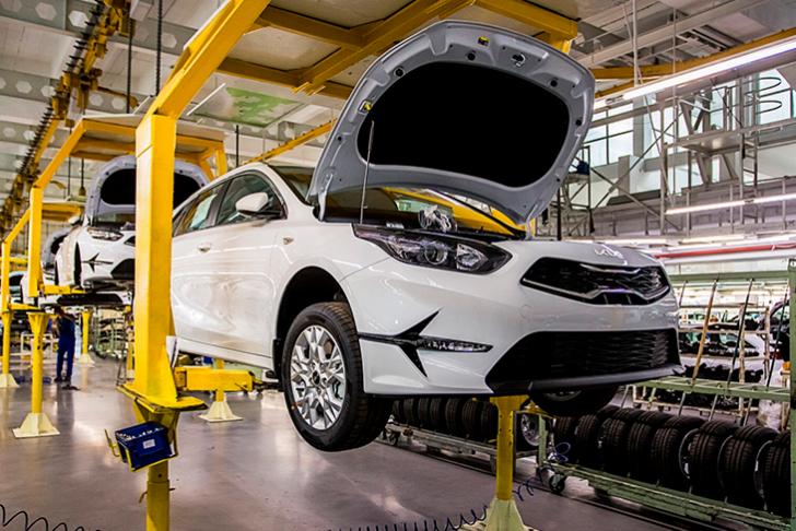 Обновлённое семейство Kia Ceed встало на конвейер Автотора