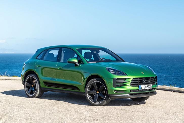 Porsche пригласит владельцев Маканов на сервис