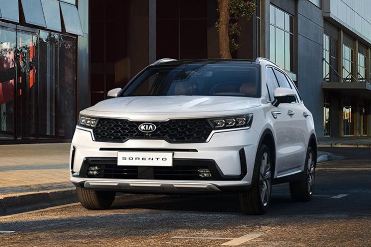 Новый Kia Sorento в России: известна модификация