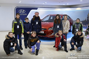 Победители конкурса детского рисунка побывали на заводе Hyundai