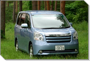 Toyota Voxy специальный выпуск радует Японию