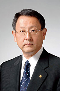 Акио Тойода возглавил  компанию Toyota Motor