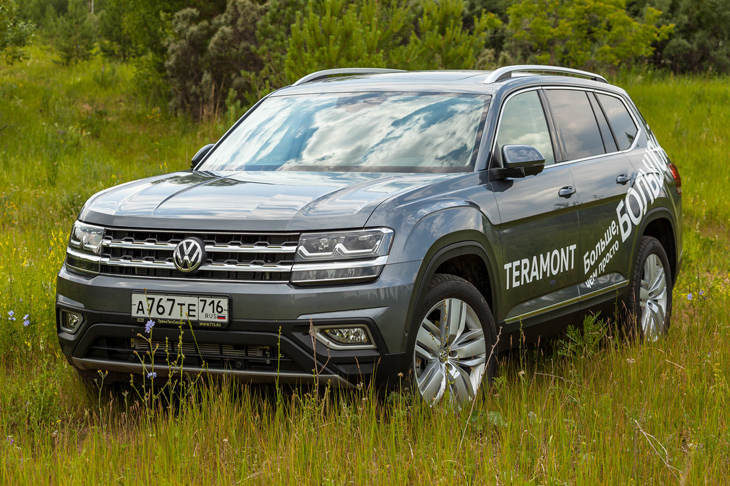 Тест-драйв Volkswagen Teramont: Равнение на семерых