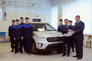 Hyundai передал кроссовер Creta профессиональному техникуму Санкт-Петербурга