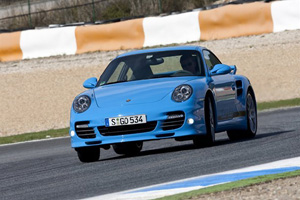 Porsche демонстрирует рекорды скорости