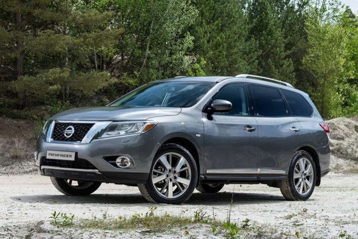 Nissan отзывает кроссоверы Pathfinder 