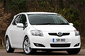 Новый гибрид Toyota Auris ожидается этой осенью