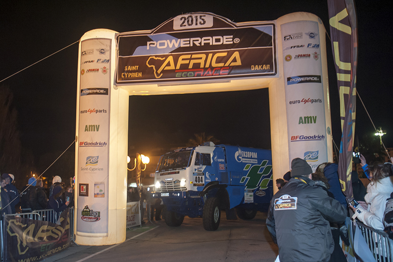 Дан старт международному ралли «Africa Eco Race 2015»