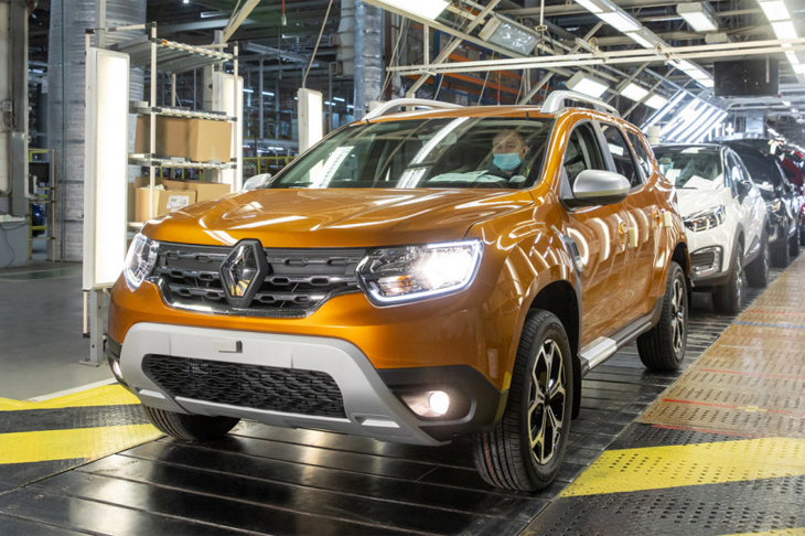 Renault подняла цены на российскую гамму кроссоверов