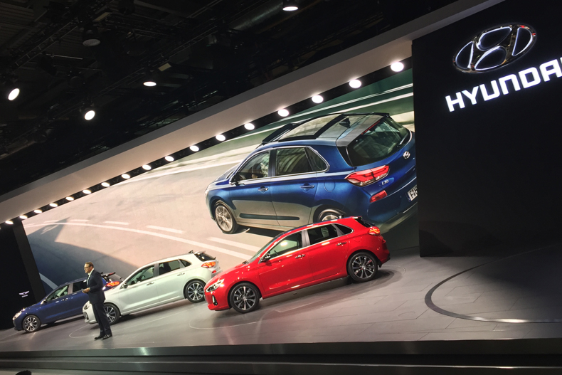 Hyundai представил в Париже новый i30