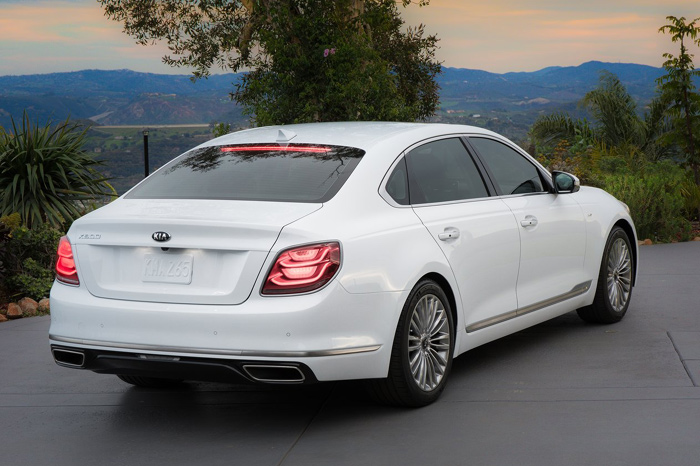 Kia Quoris
